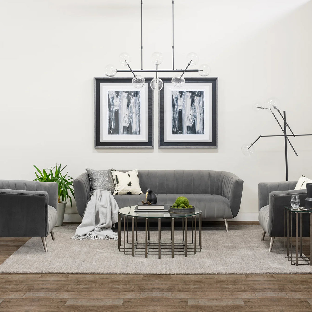 Connor Floor Lamp Black Metal | Glass Globe