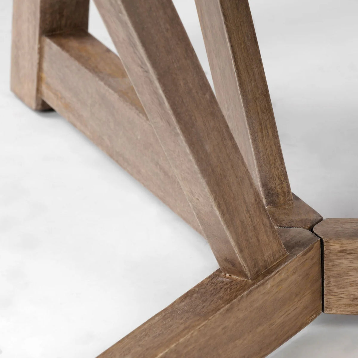 Legolas Dining Table Brown Wood | Round