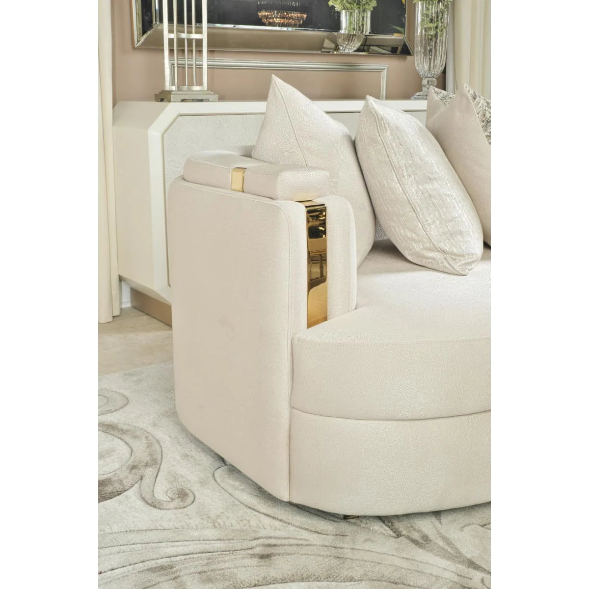 Carmela Loveseat