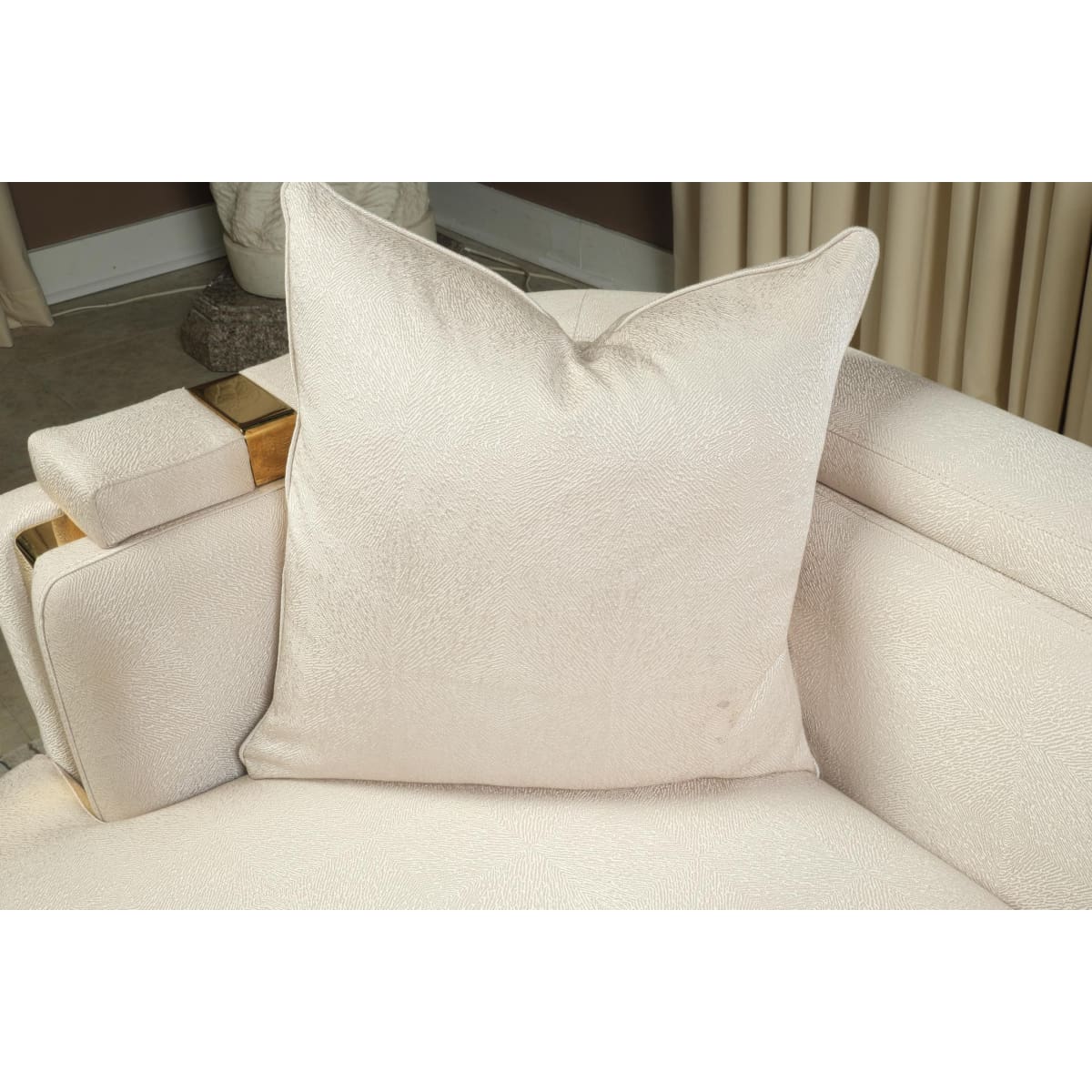Carmela Loveseat