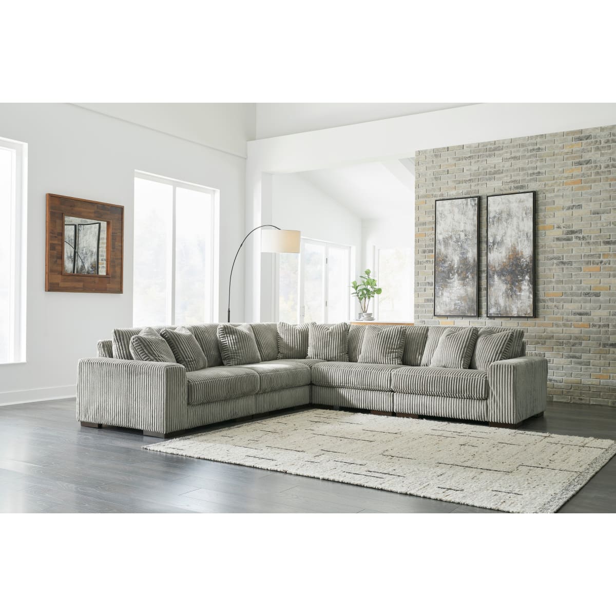 Lindyn Fog 5-Piece Sectional