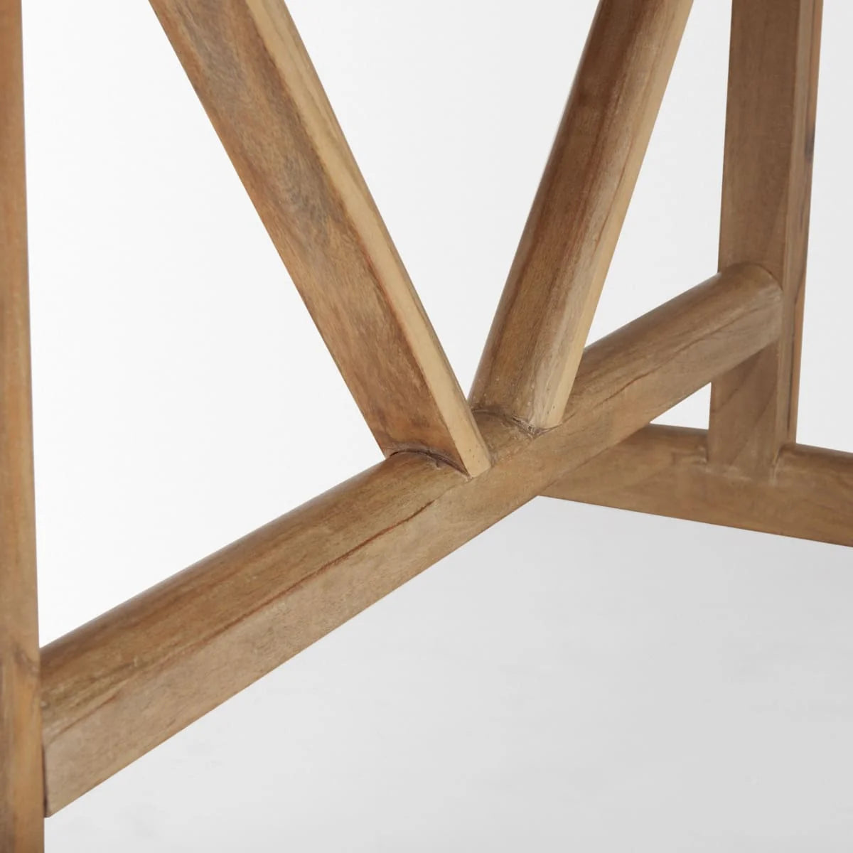 Viktor Dining Table Light Brown Wood | 84L